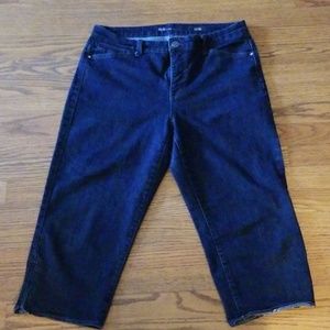 Style & Company Capris